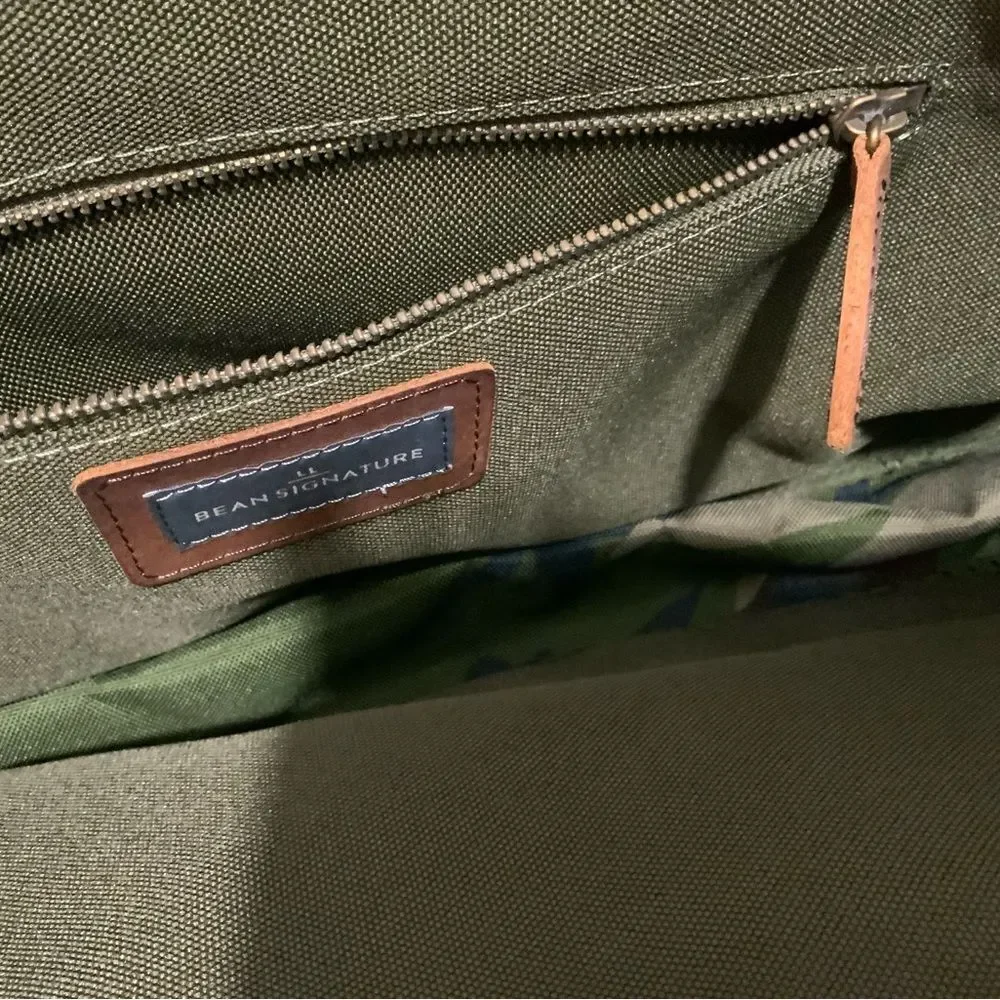 LL BEAN KHAKI CANVAS BROWN LEATHER 18